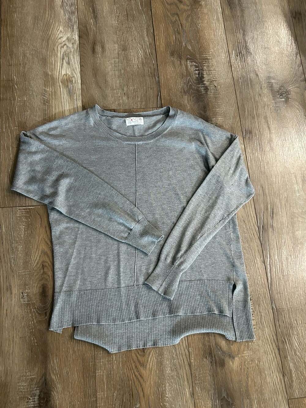 Poof Apparel Knit Sweater Size M Gray Long Sleeve High Low Hem